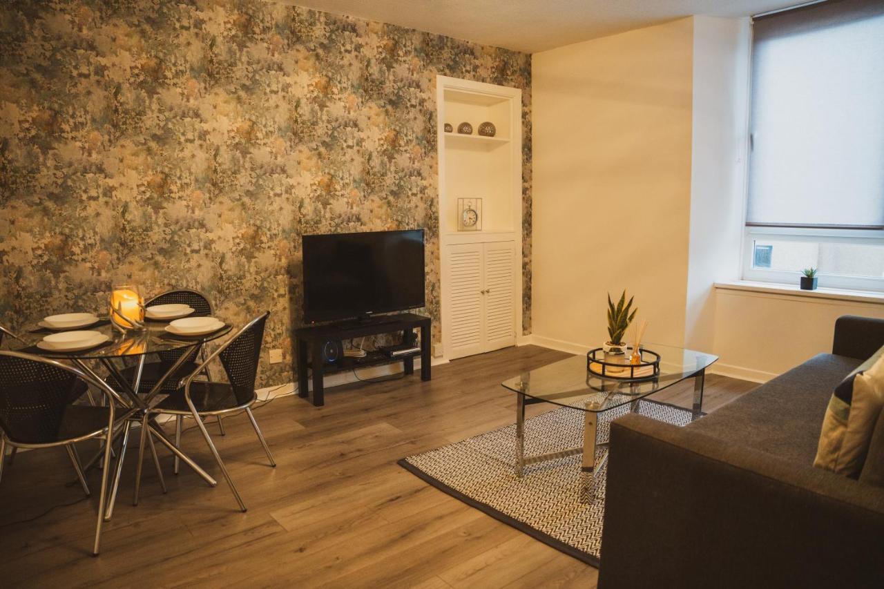 1 Bedroom Flat With Easy Parking/Public Transport ดันดี ภายนอก รูปภาพ